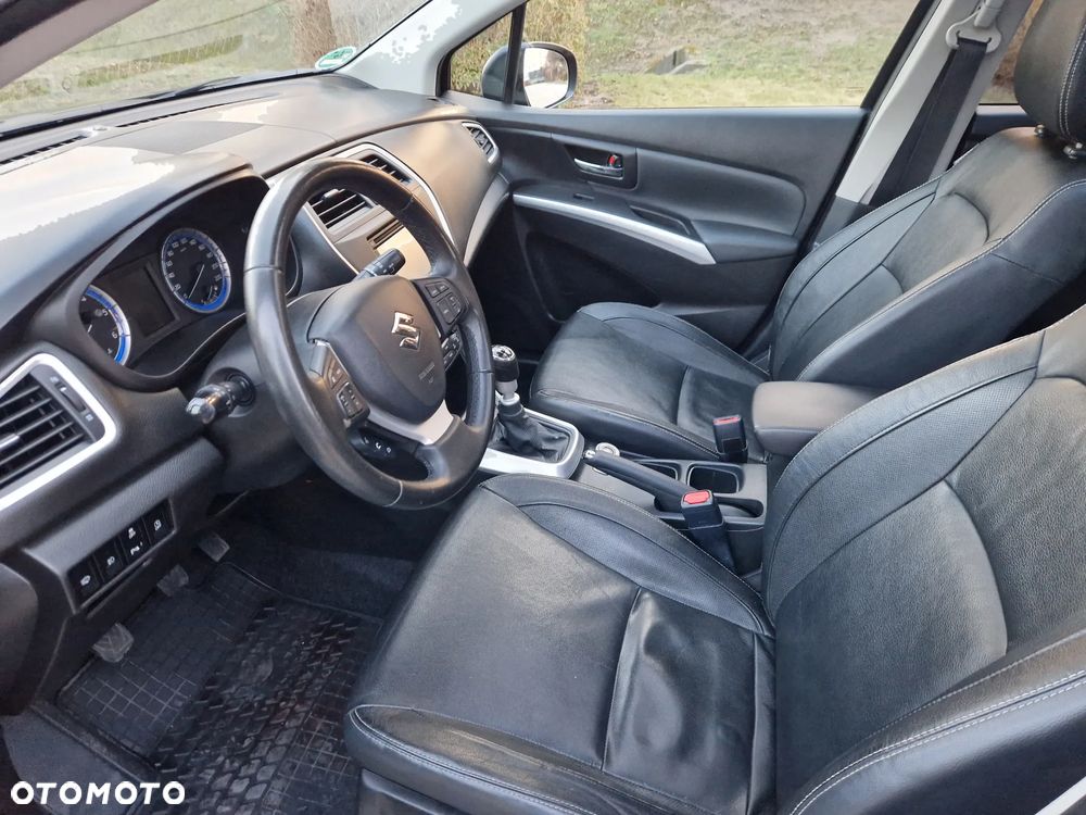 Suzuki SX4 S-Cross - 22