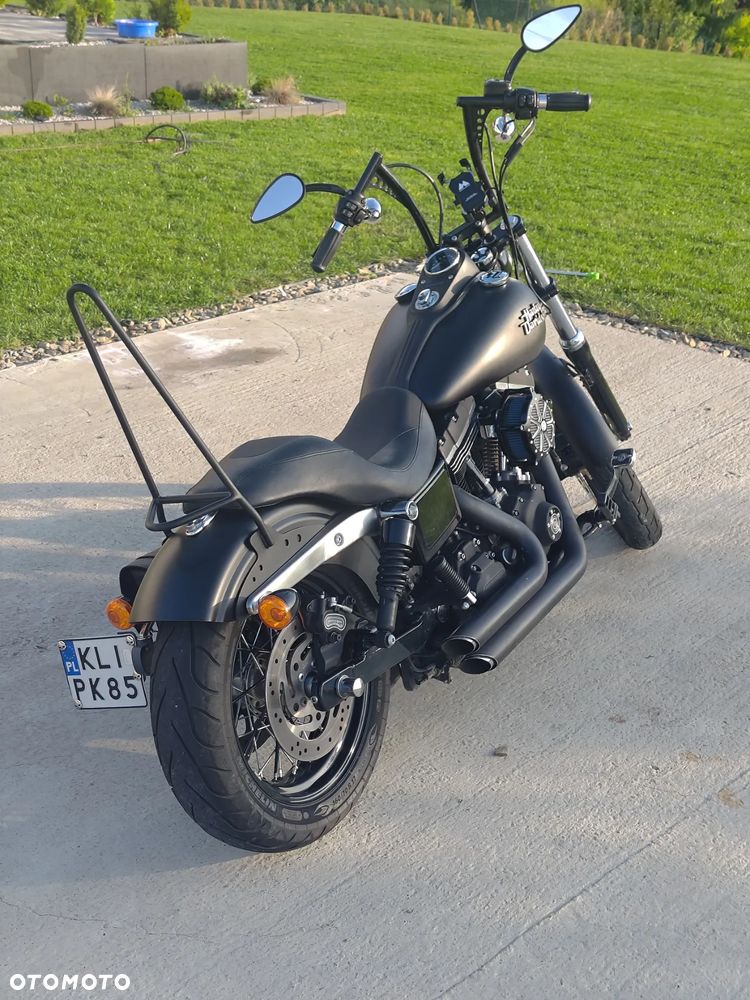 Harley-Davidson Dyna Street Bob - 12