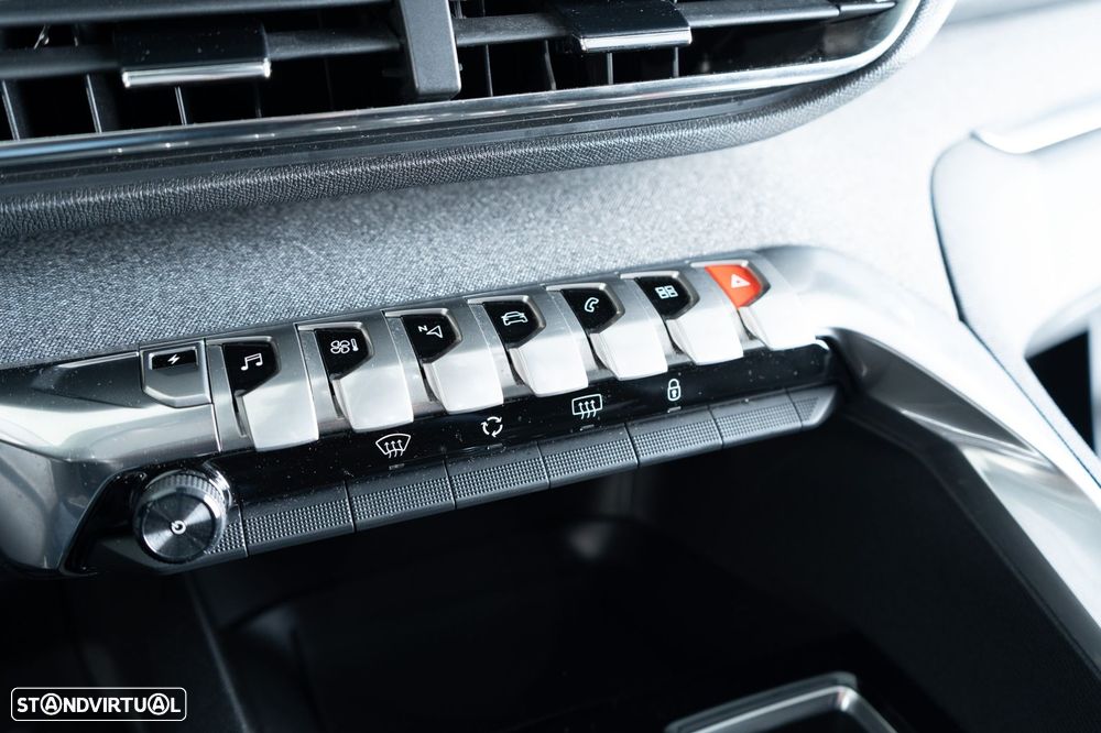 Peugeot 3008 1.6 Hybrid Allure e-EAT8 - 15