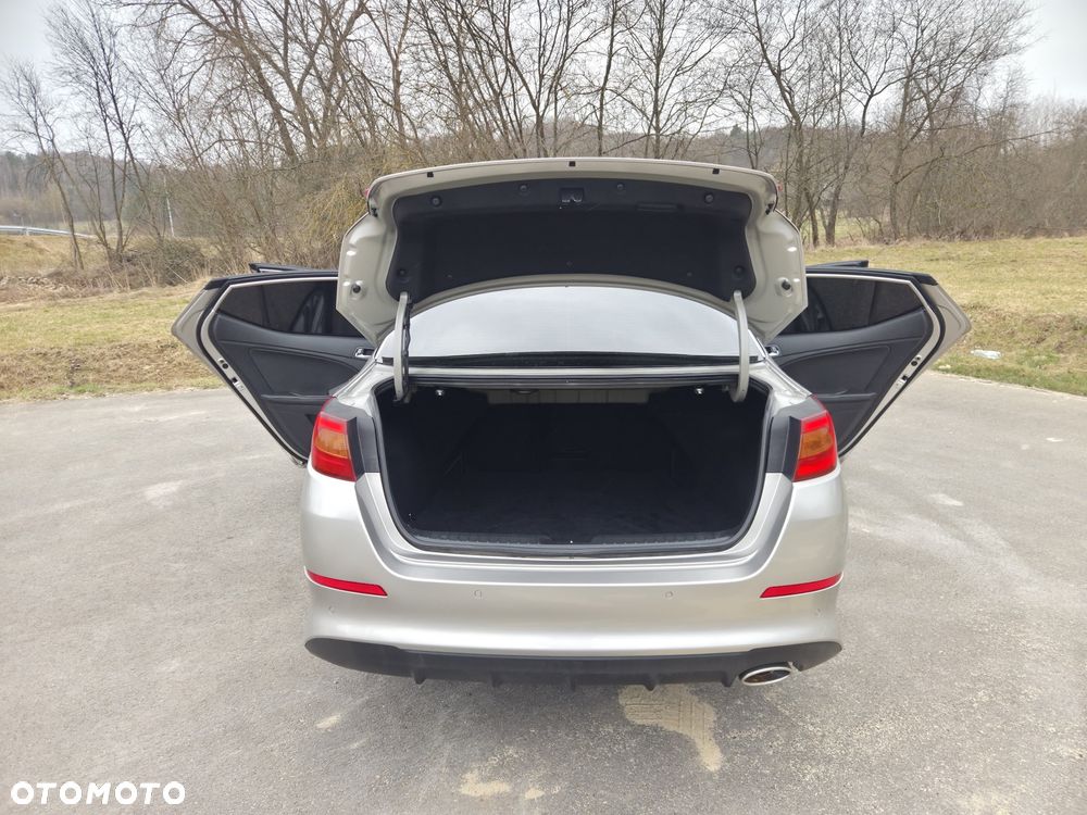 Kia Optima - 28