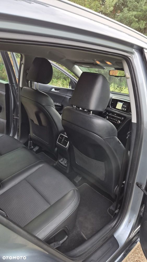 Kia Sportage 1.6 T-GDI L 2WD DCT - 12
