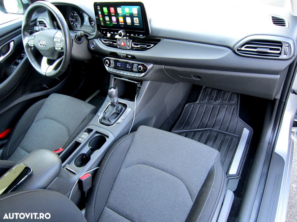 Hyundai i30 1.6 CRDI DCT Select - 19