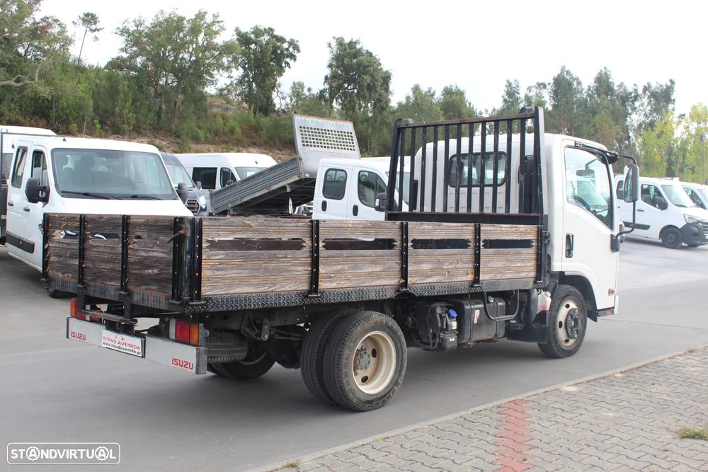 Isuzu N 35.150 CAB/SIMPLES - 4