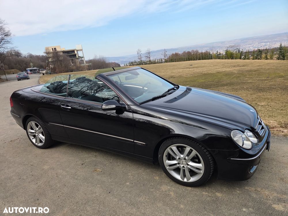 Mercedes-Benz CLK - 9