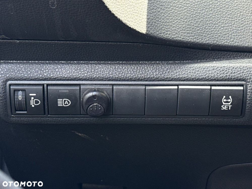 Toyota Corolla 1.5 Comfort - 21