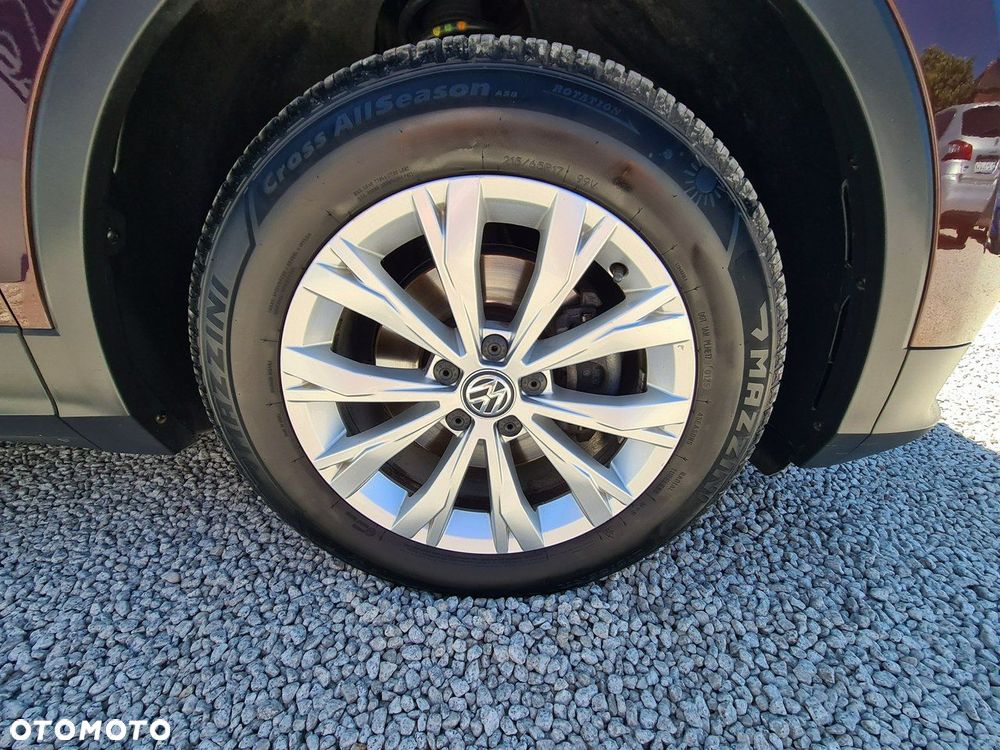 Volkswagen Tiguan - 27