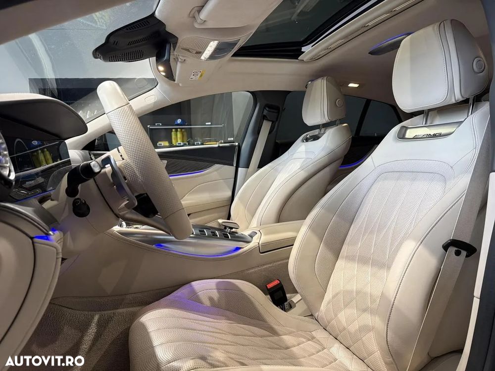 Mercedes-Benz AMG GT 53 4MATIC+ - 10