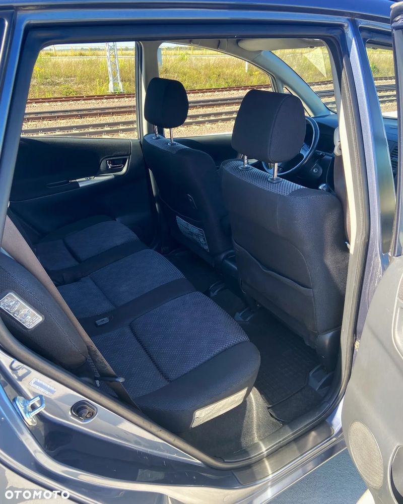 Toyota Corolla Verso - 11