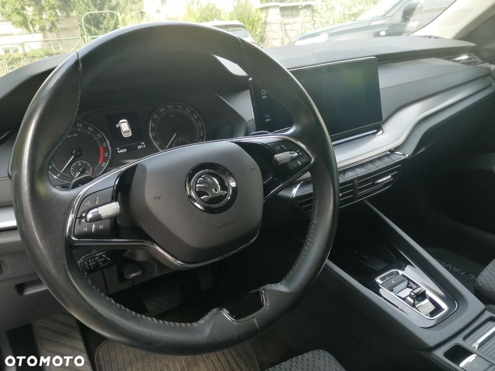 Skoda Octavia 2.0 TDI Ambition DSG - 21