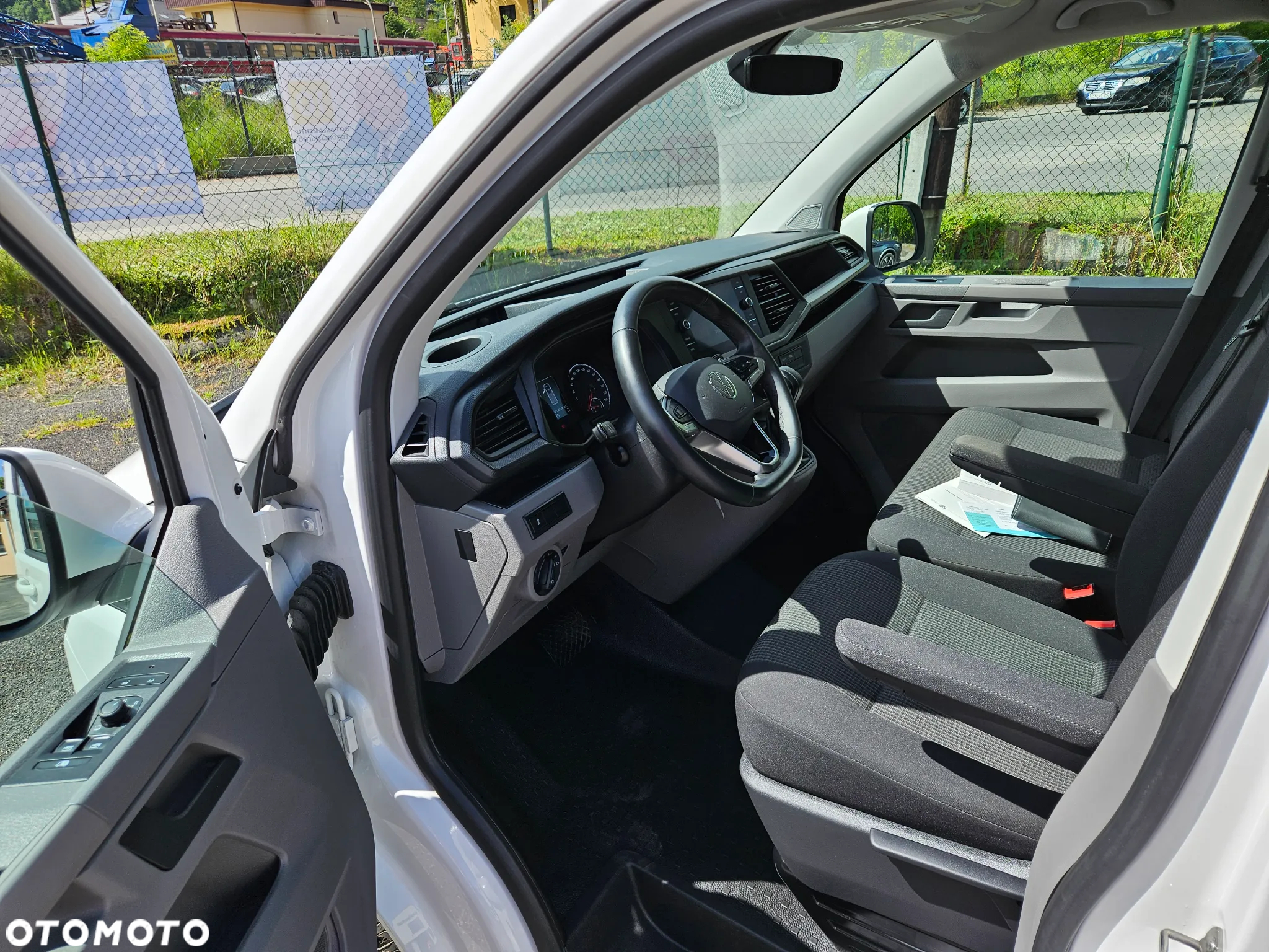 Volkswagen T6.1 Transporter 4x4 DSG automat 4motion nawigacja rok 2023 przeebieg 6791km - 2