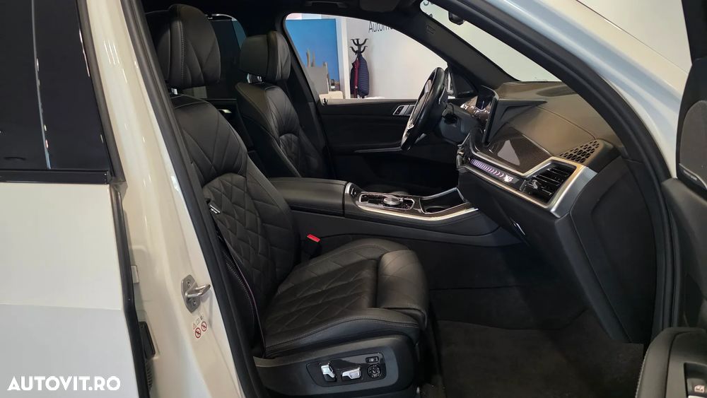 BMW X5 2023 — imagine 12
