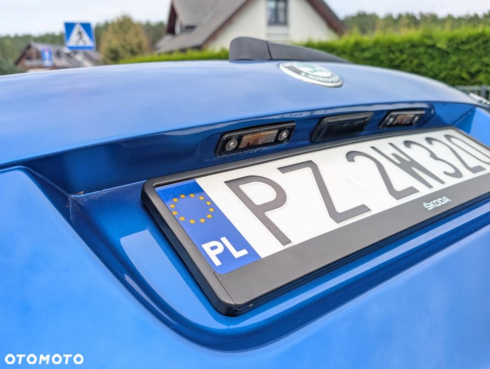 Skoda Octavia 2.0 TDI DPF RS - 37