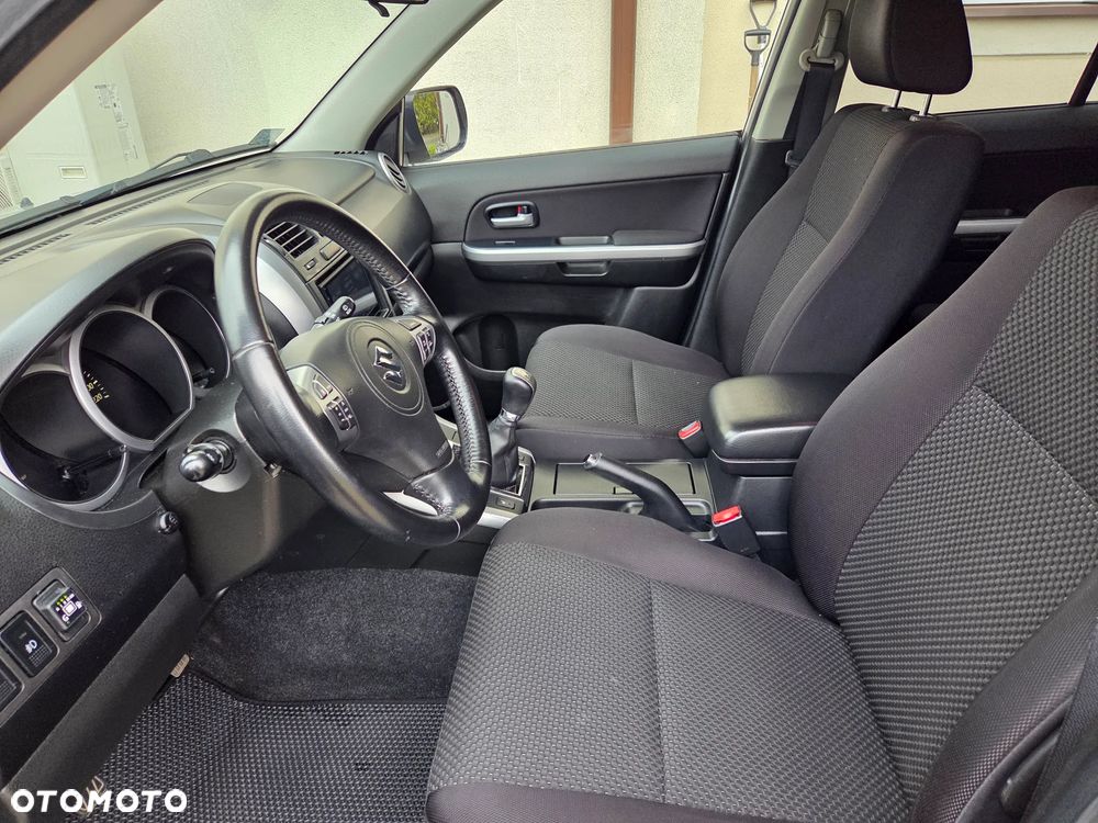 Suzuki Grand Vitara 2.4 Premium EU5 - 15