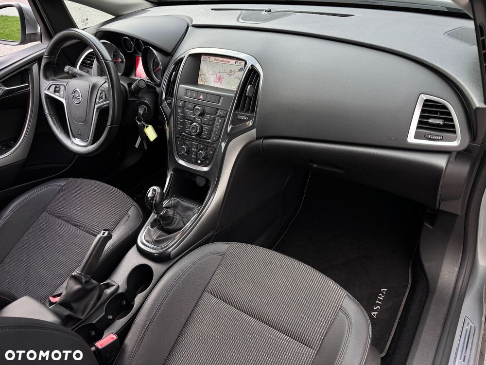 Opel Astra 1.4 ecoFLEX Cosmo - 10