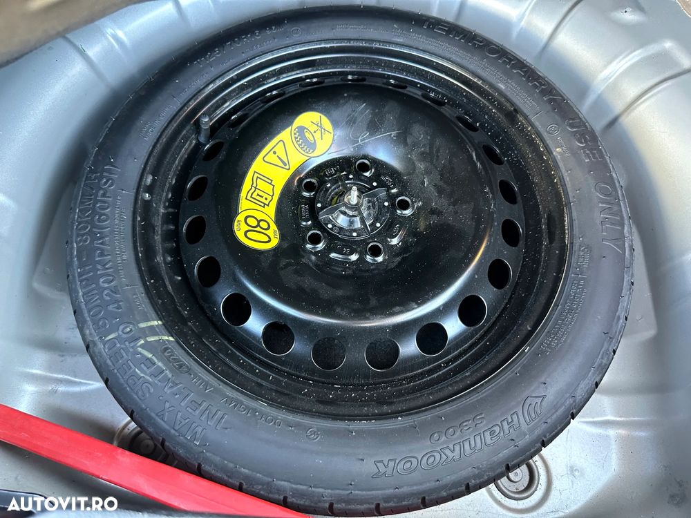 Ford Focus 1.0 EcoBoost Titanium Business - 13