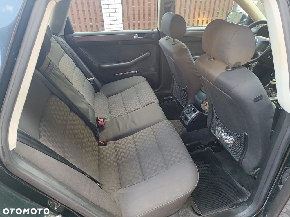 Audi A6 Avant 1.9 TDI - 9
