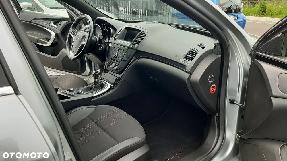 Opel Insignia - 19