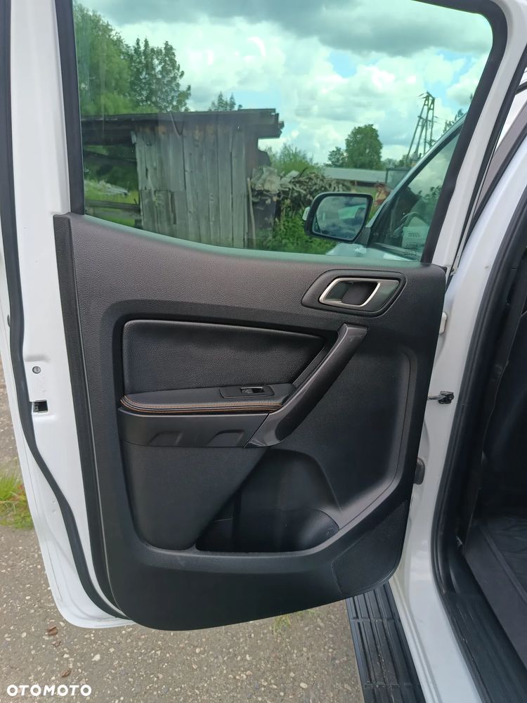 Ford Ranger 2.0 EcoBlue 4x4 DC Wildtrak - 29