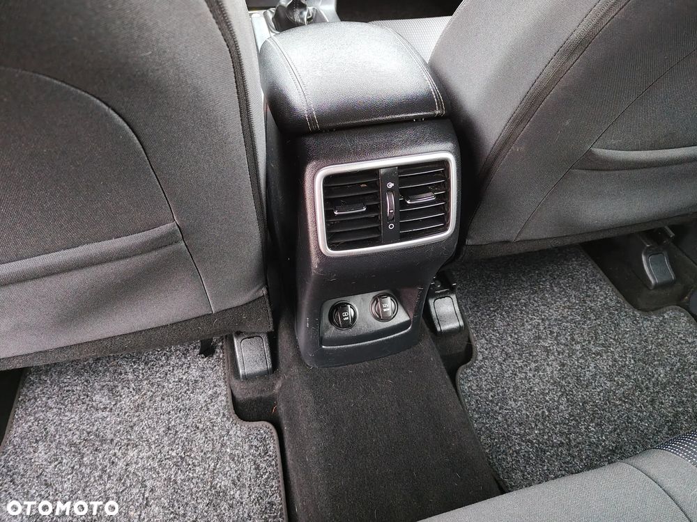 Kia Sportage 1.6 GDI L Business Line 2WD - 24