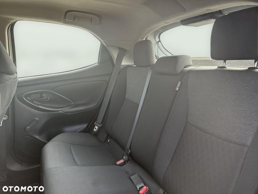 Toyota Yaris - 14