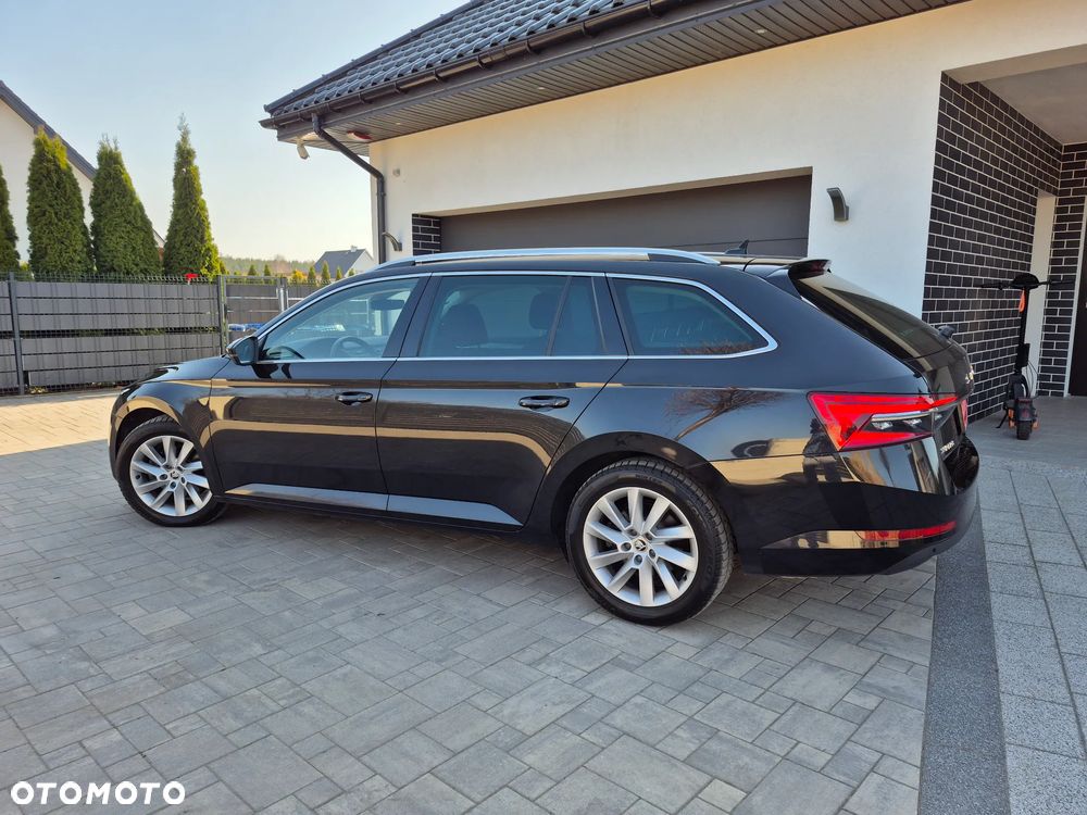 Skoda Superb 2.0 TDI SCR 4x4 Style DSG - 34