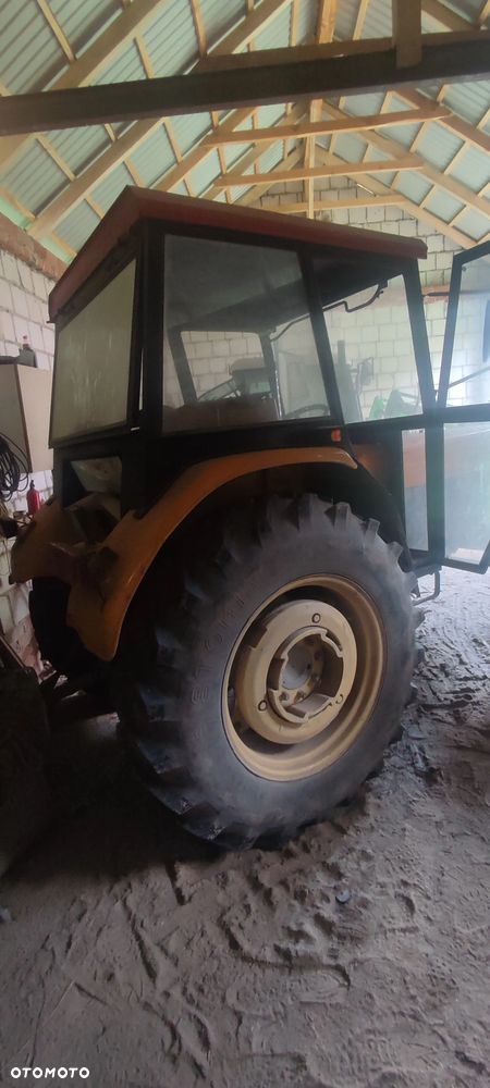 Ursus C-360 - 3