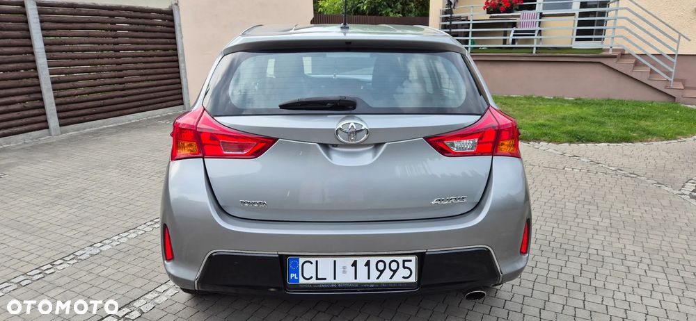 Toyota Auris 2.0 D-4D Life - 10