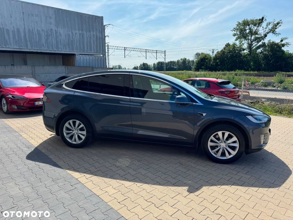 Tesla Model X Long Range - 6