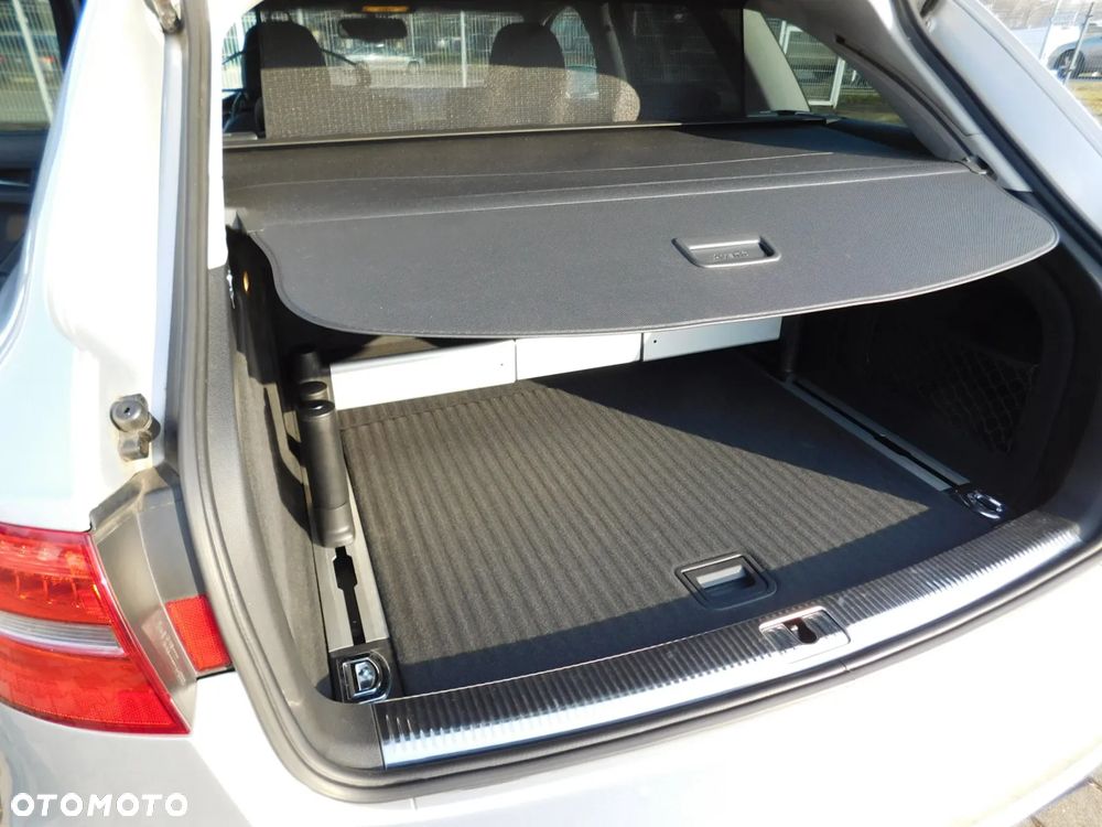 Audi A4 Avant - 21
