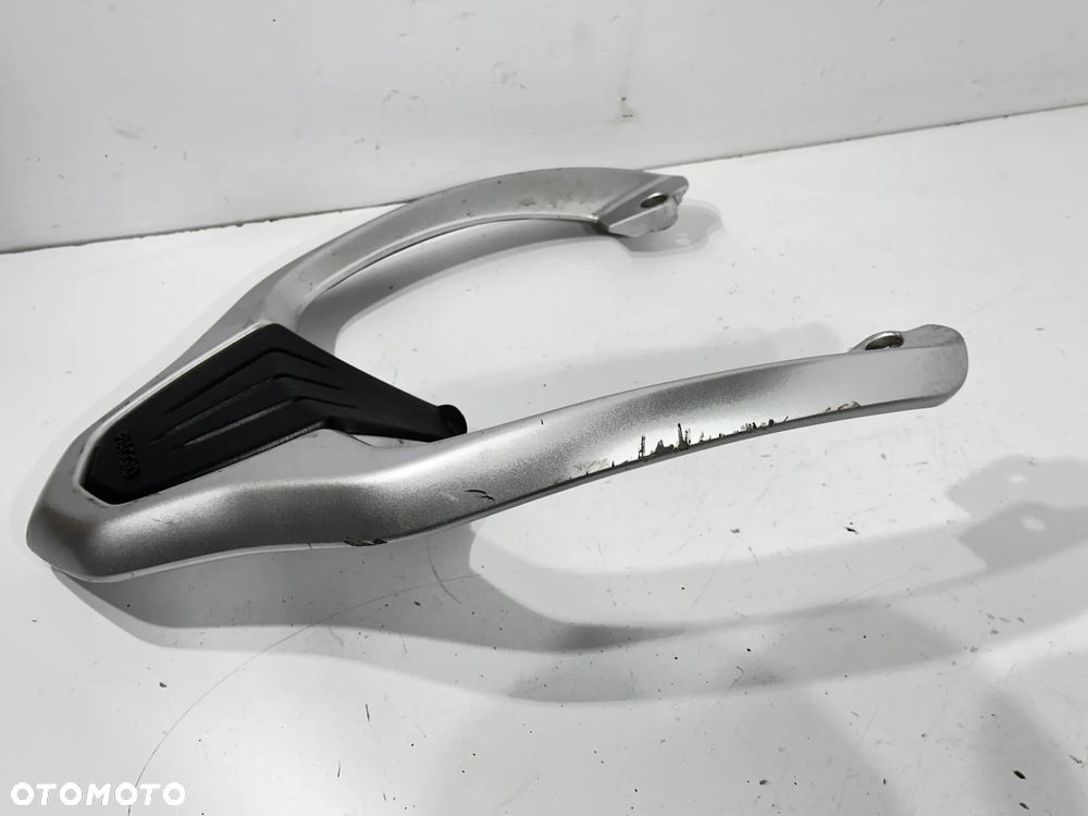 Trzymanie pasażera Piaggio Liberty 50 16-22r. - 1