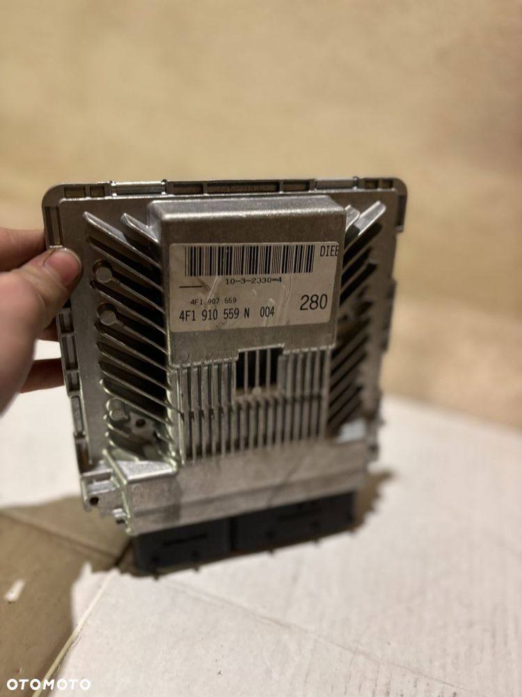 Sterownik silnika v6 3.2 FSI AUK Audi A6 C6 4F1 907 559 4F1 910 559 N - 2