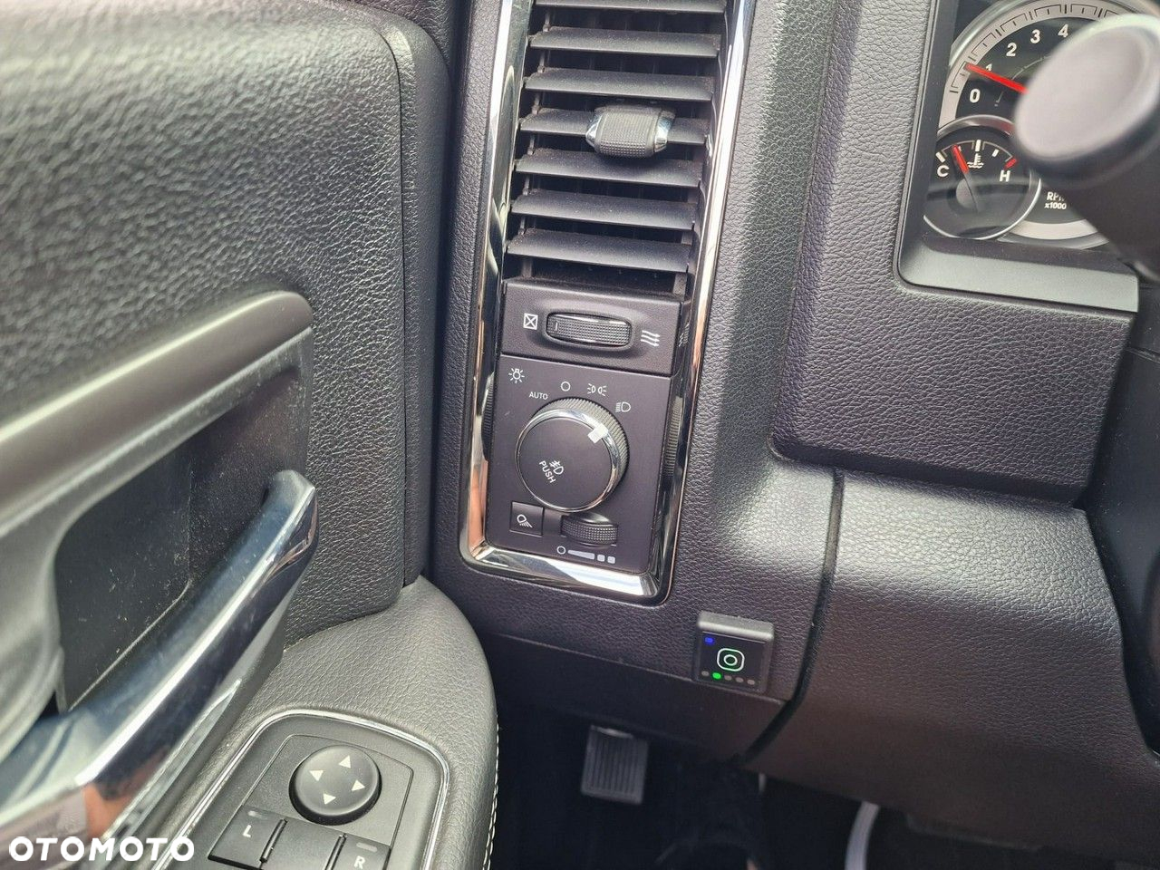 Dodge RAM - 14