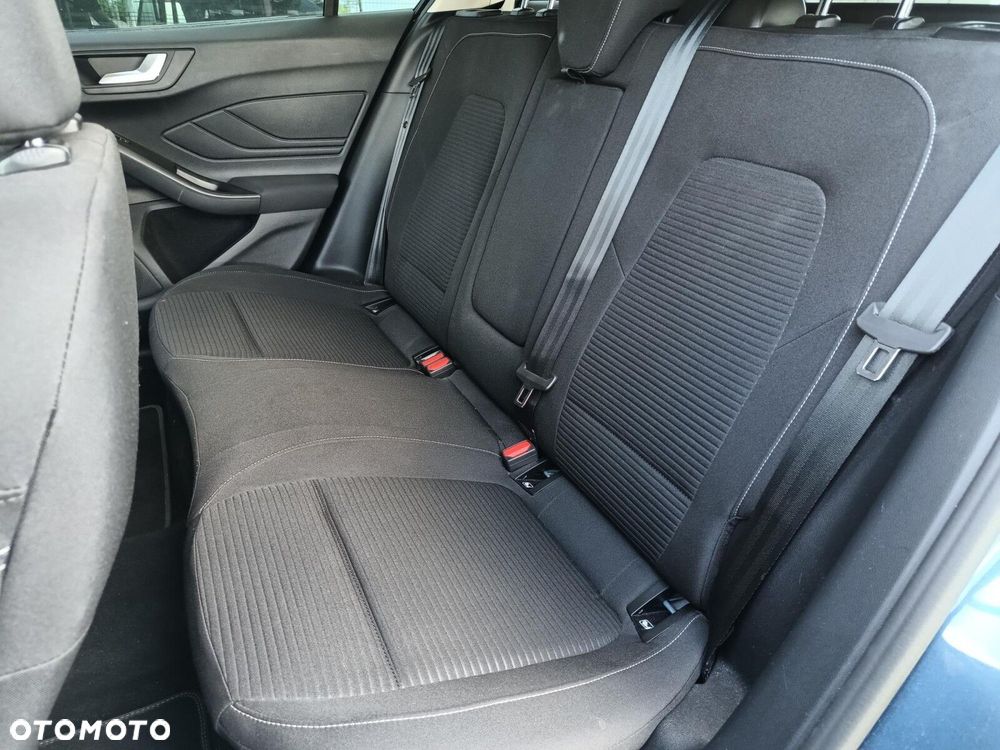 Ford Focus 1.0 EcoBoost mHEV Titanium X - 14