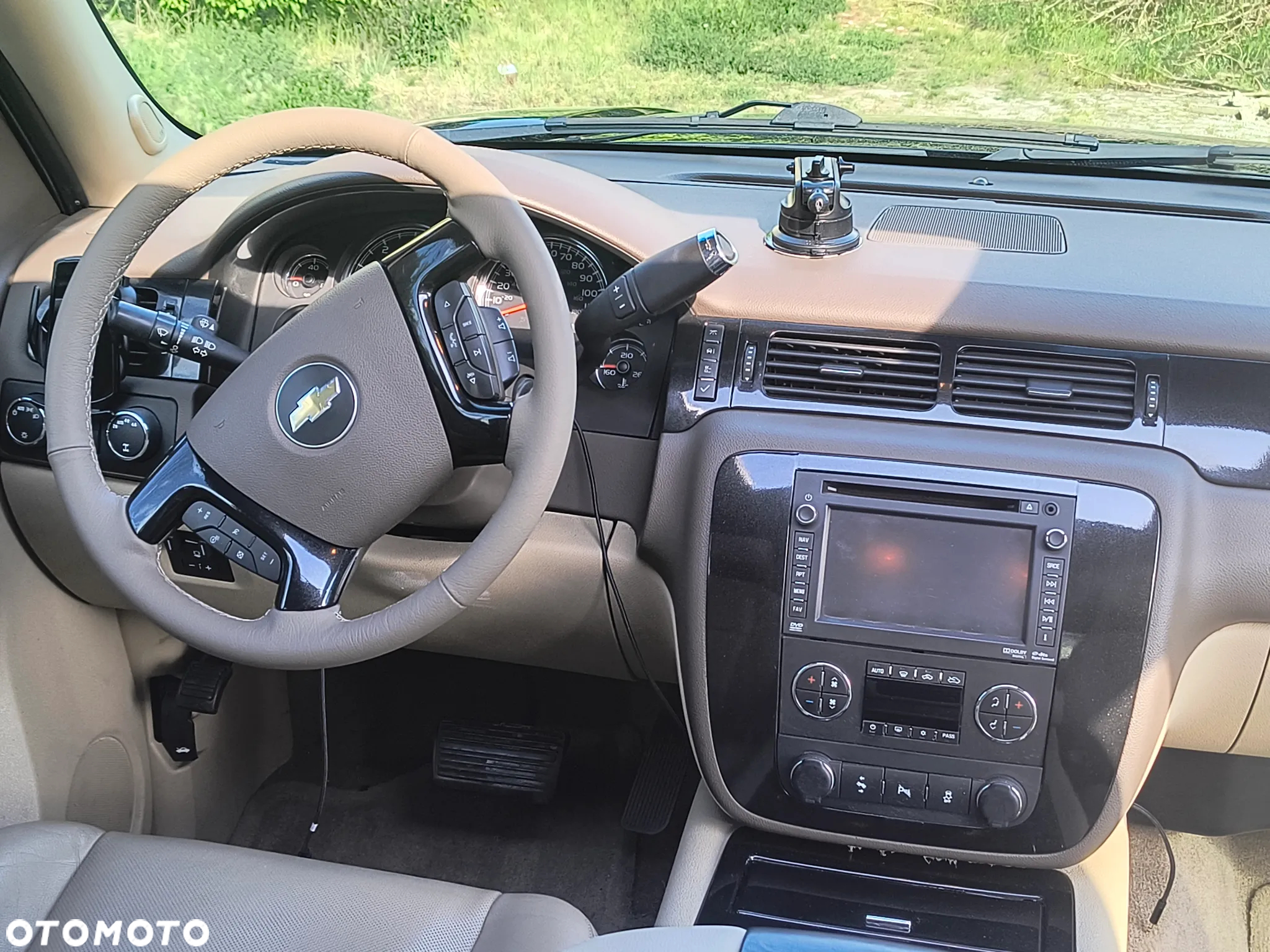 Chevrolet Avalanche - 29