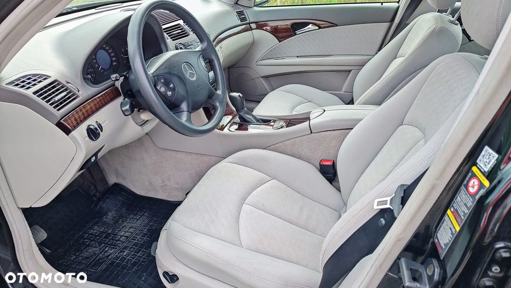 Mercedes-Benz Klasa E 220 CDI Automatik Classic - 12
