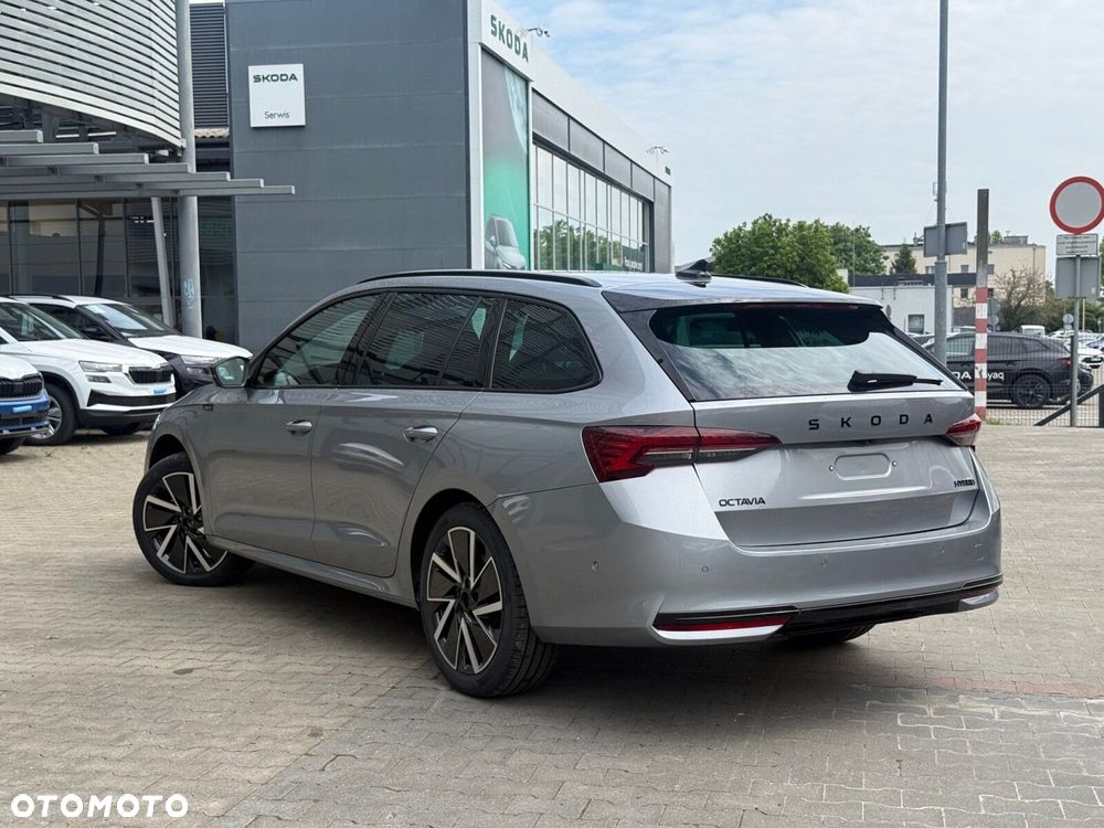 Skoda Octavia 1.5 TSI mHEV Sportline DSG - 8
