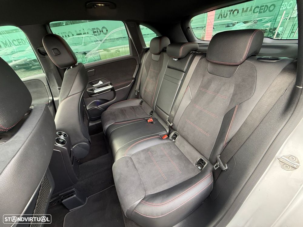 Mercedes-Benz B 180 - 4