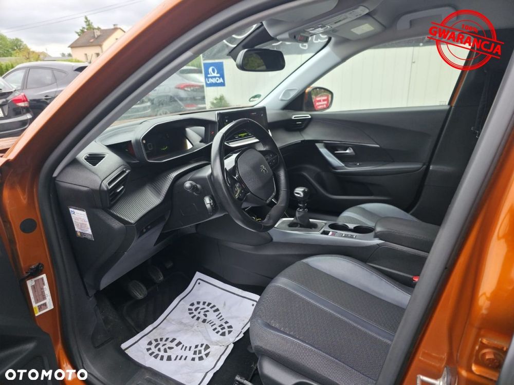 Peugeot 2008 - 18