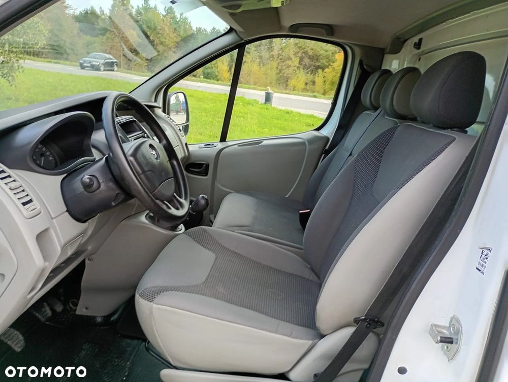 Opel Vivaro - 25