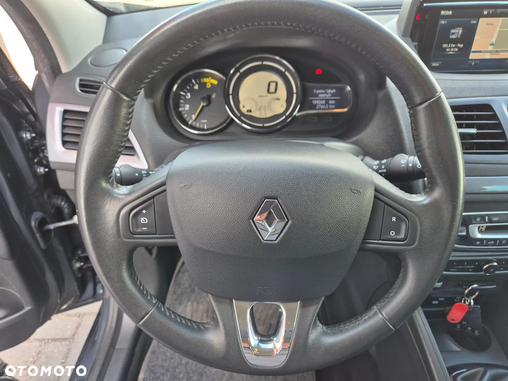 Renault Megane ENERGY dCi 110 Start & Stop LIMITED - 33