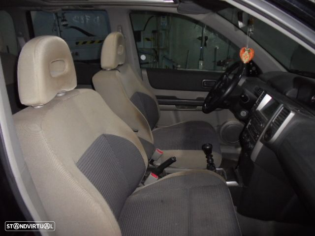 Carro MOT: YD22 CXVEL: RS6F51A EQ068 NISSAN  X-TRAIL 1 FASE 2 2006 2.2DCI 4X4 136CV 5P PRETO DIESEL - 7
