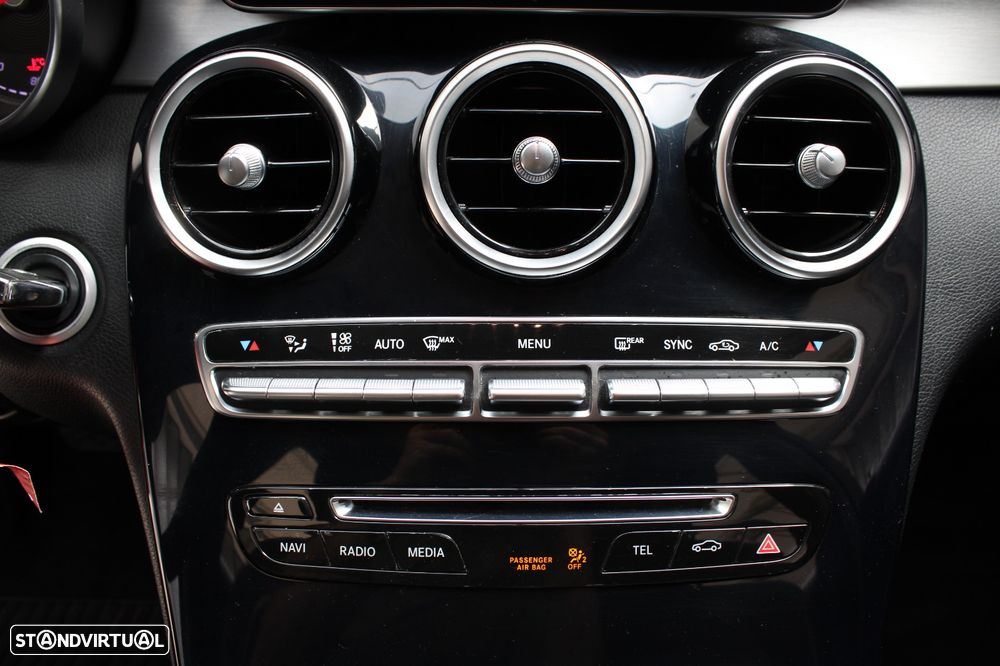 Mercedes-Benz C 180 (BlueTEC) d Station 7G-TRONIC AMG Line - 28