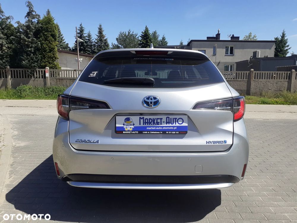 Toyota Corolla - 4