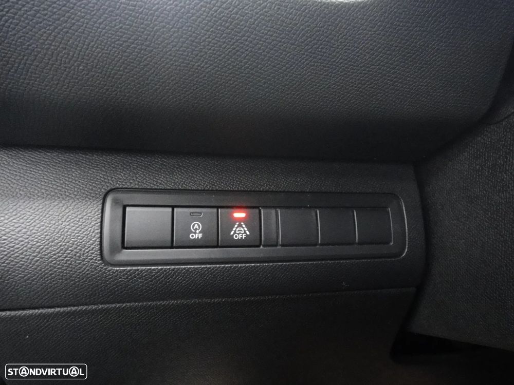 Peugeot 308 PureTech 130 GPF EAT8 Stop & Start GT Pack - 32