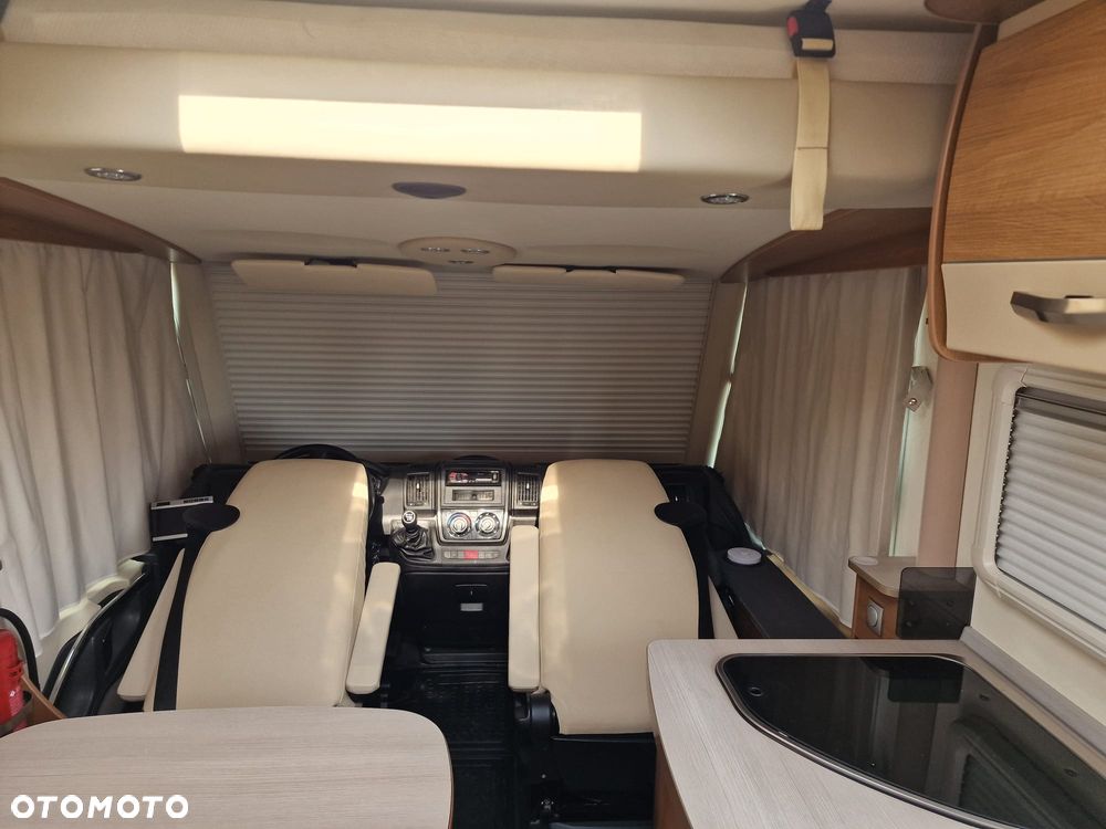 KNAUS Integra R18 - 33