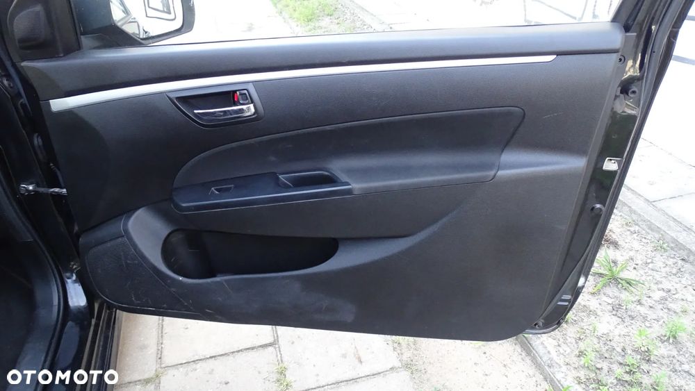 Suzuki Swift 1.6 Sport - 19