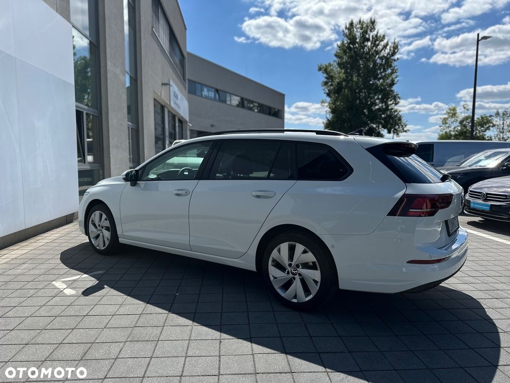 Volkswagen Golf 1.5 eTSI mHEV Life Plus DSG - 5