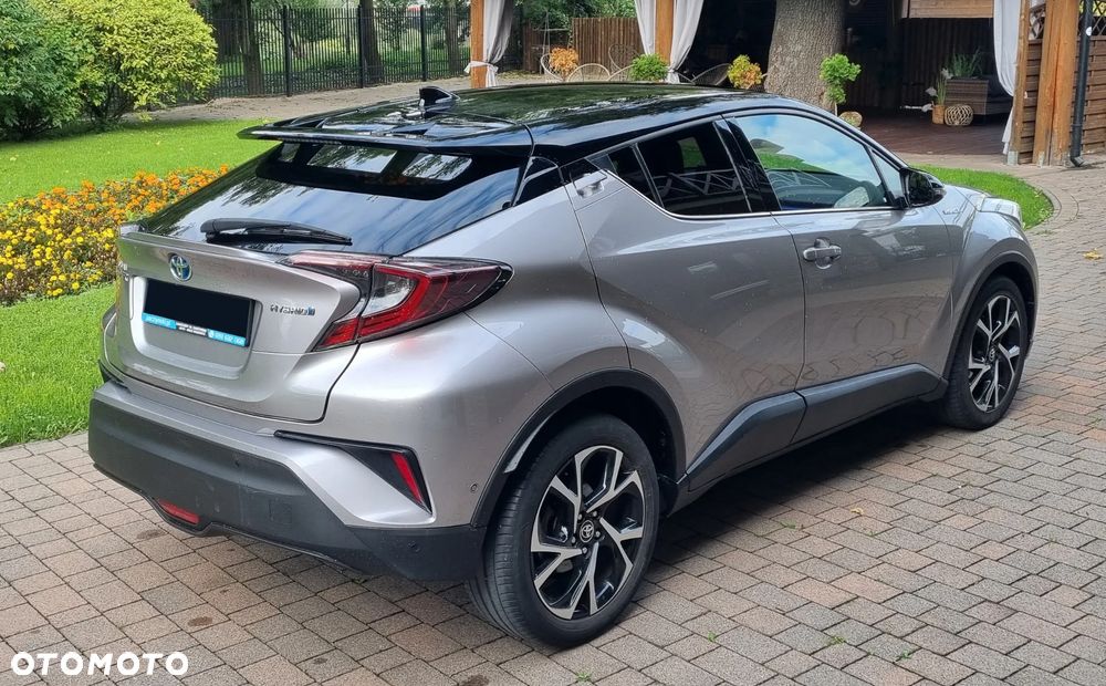 Toyota C-HR 1.8 Hybrid Prestige - 2
