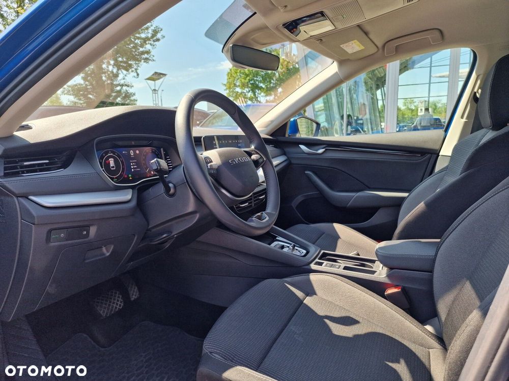 Skoda Octavia 1.5 TSI mHEV Selection DSG - 12