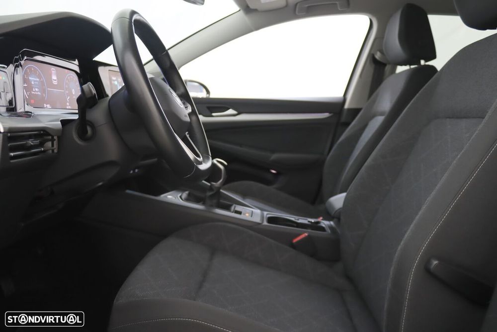 VW Golf 1.0 TSI Life - 4